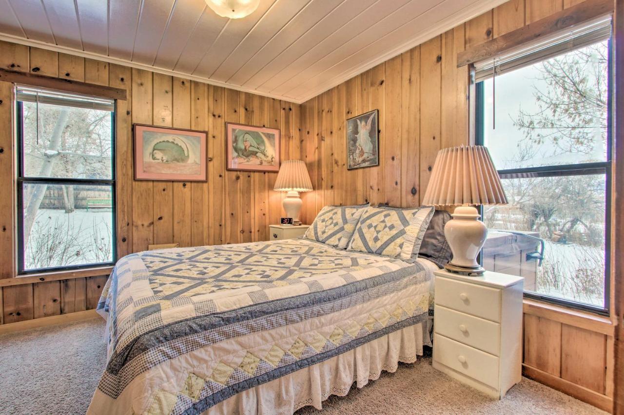 Cozy Home With Hot Tub Half Mi To Salmon River! מראה חיצוני תמונה
