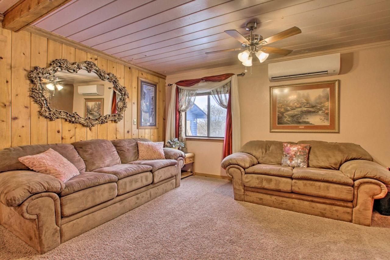 Cozy Home With Hot Tub Half Mi To Salmon River! מראה חיצוני תמונה