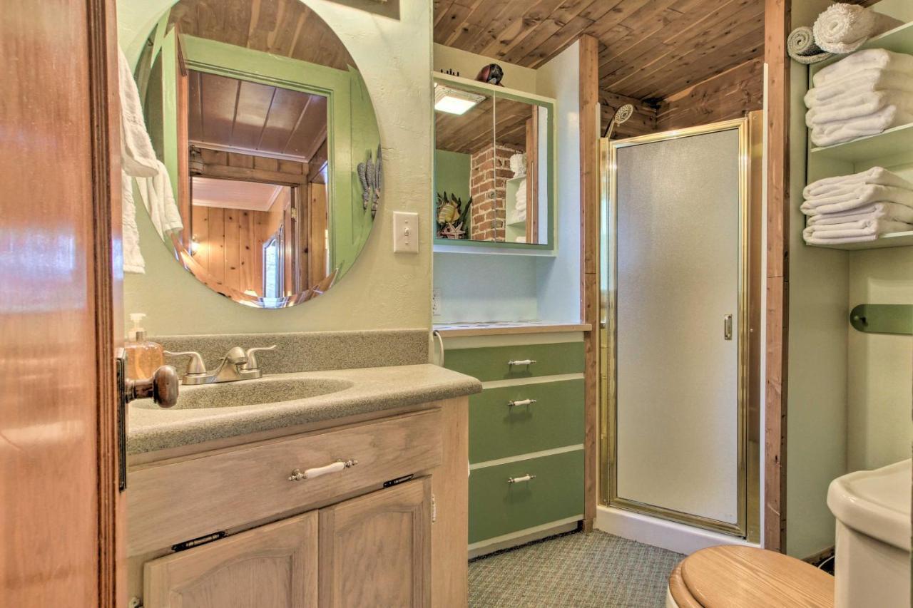 Cozy Home With Hot Tub Half Mi To Salmon River! מראה חיצוני תמונה