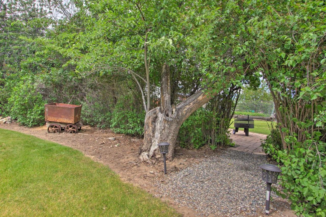 Cozy Home With Hot Tub Half Mi To Salmon River! מראה חיצוני תמונה